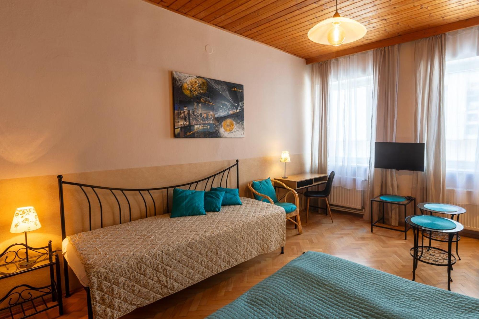 Hotel Atlas Ceske Budejovice Exterior photo