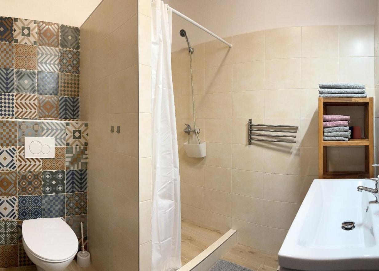 Hotel Atlas Ceske Budejovice Room photo