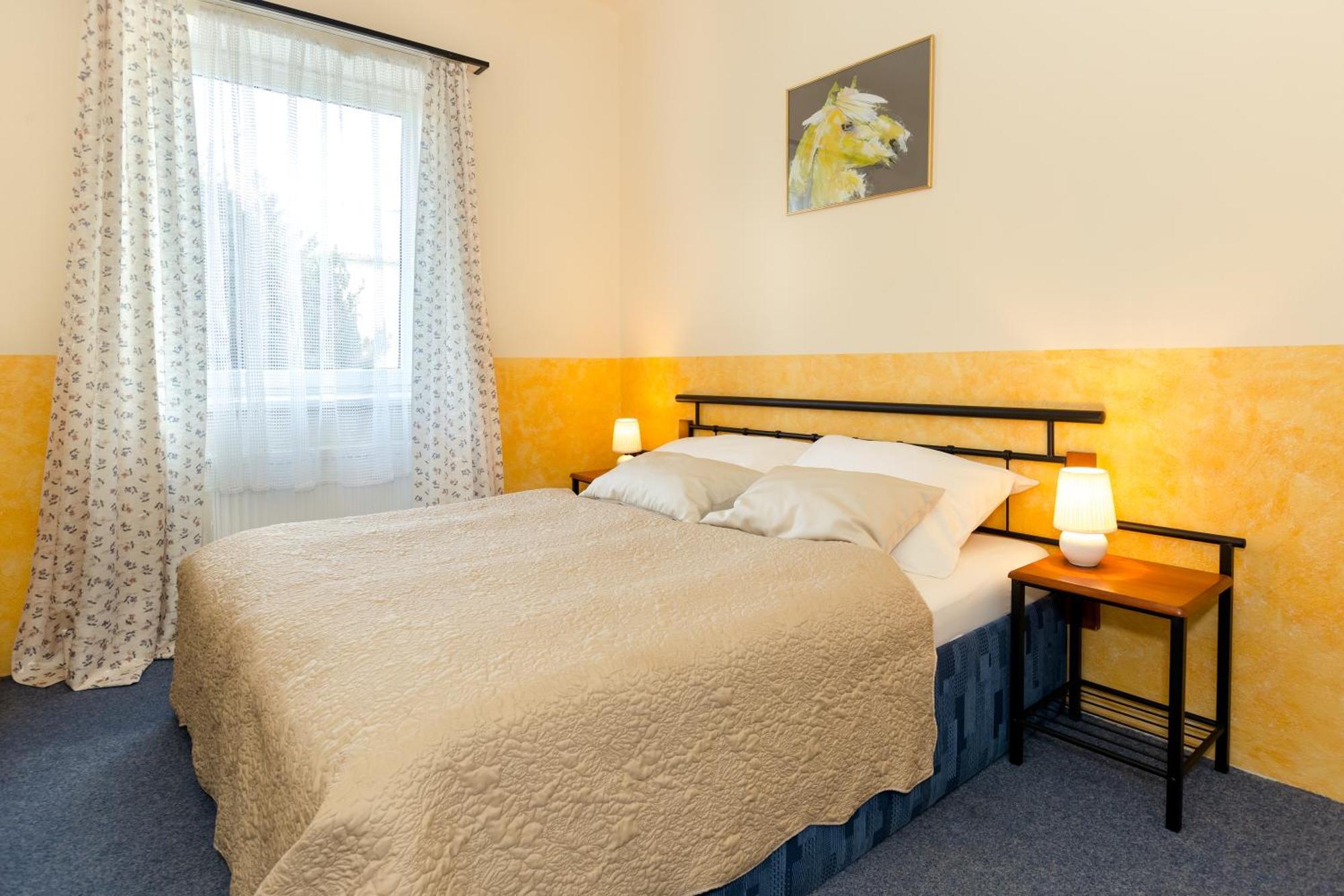 Hotel Atlas Ceske Budejovice Room photo